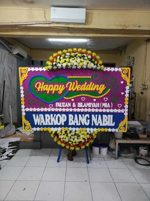 Papan Bunga di Sikambang Pituruh